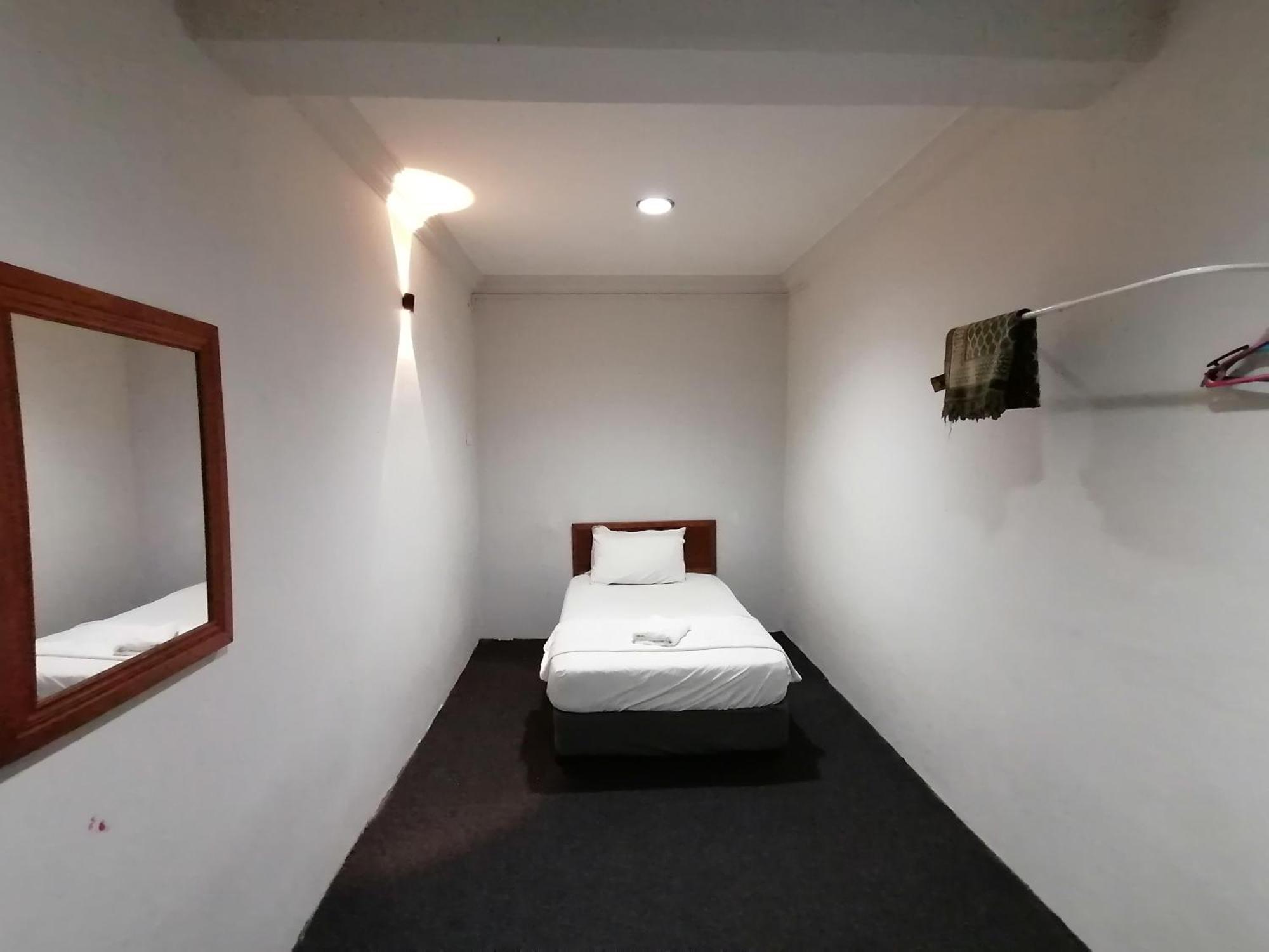 Mi Hotel 2 Dungun Exterior photo