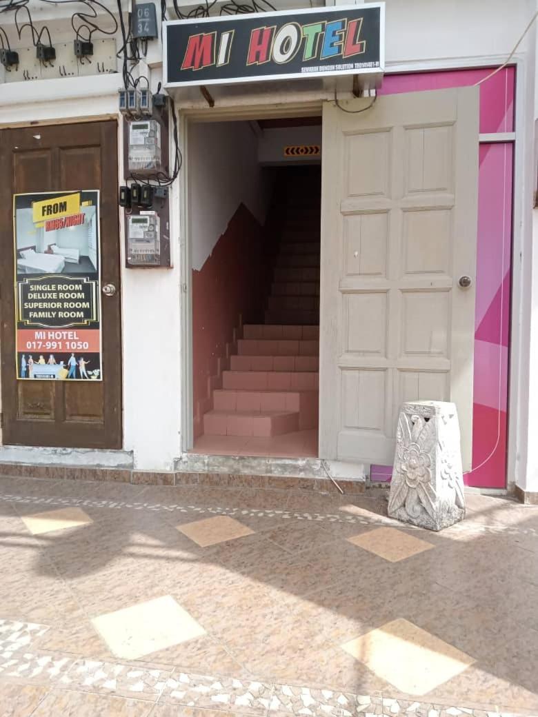 Mi Hotel 2 Dungun Exterior photo